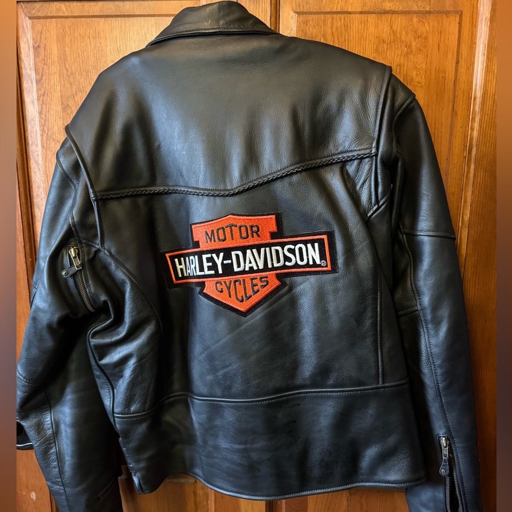 Barney’s NY, Black Leather Motorcycle/Biker Jacket SZ42 EXLNT. Harley Logo